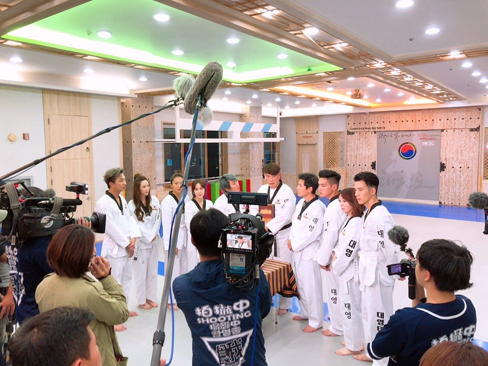 [釜山] 伝統的なテコンドーの道着を着て学ぶ外国人向けテコンドー文化体験ワンデークラス