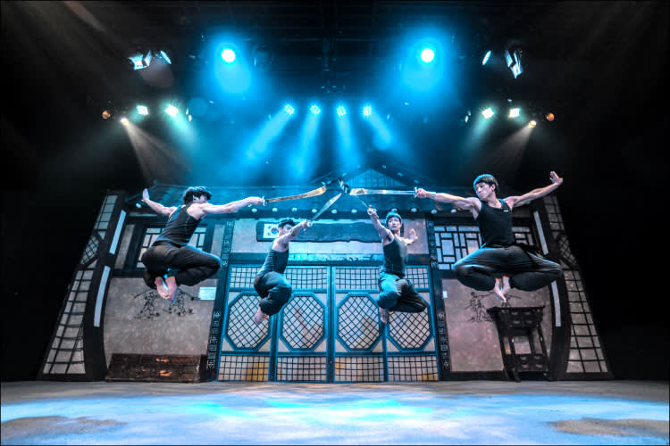 [首尔] 滑稽功夫艺术表演JUMP公演优惠券