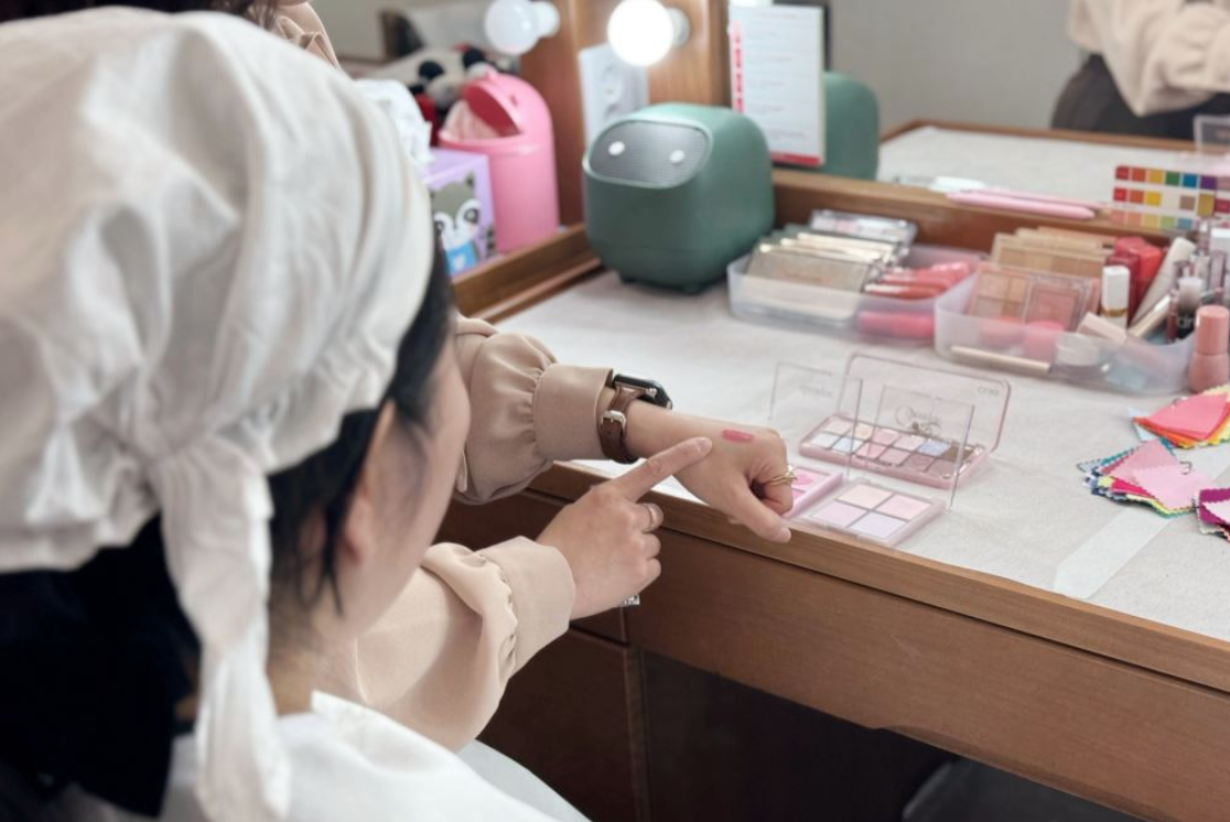 [首尔] RednowStudio : 韩式摄影 & 妆造 & 个人色彩测试