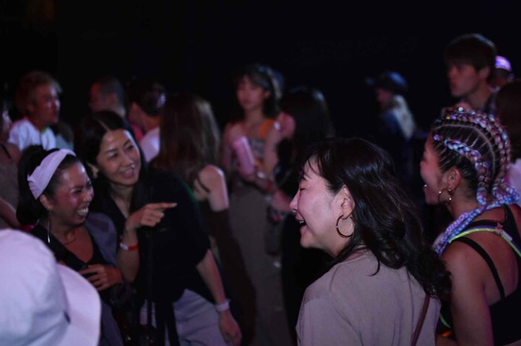 [首尔] 解放村 Hipster Street Premium Pub Crawl + Drag Show