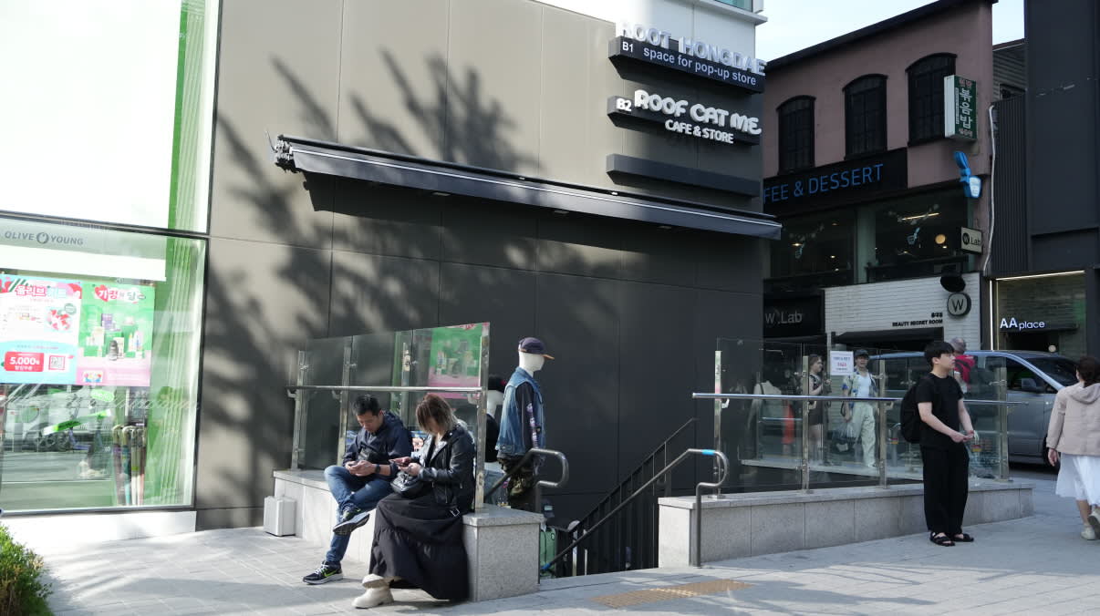 [弘大] ROOF CAT ME 猫咪咖啡店 弘大店 平日优惠入场券