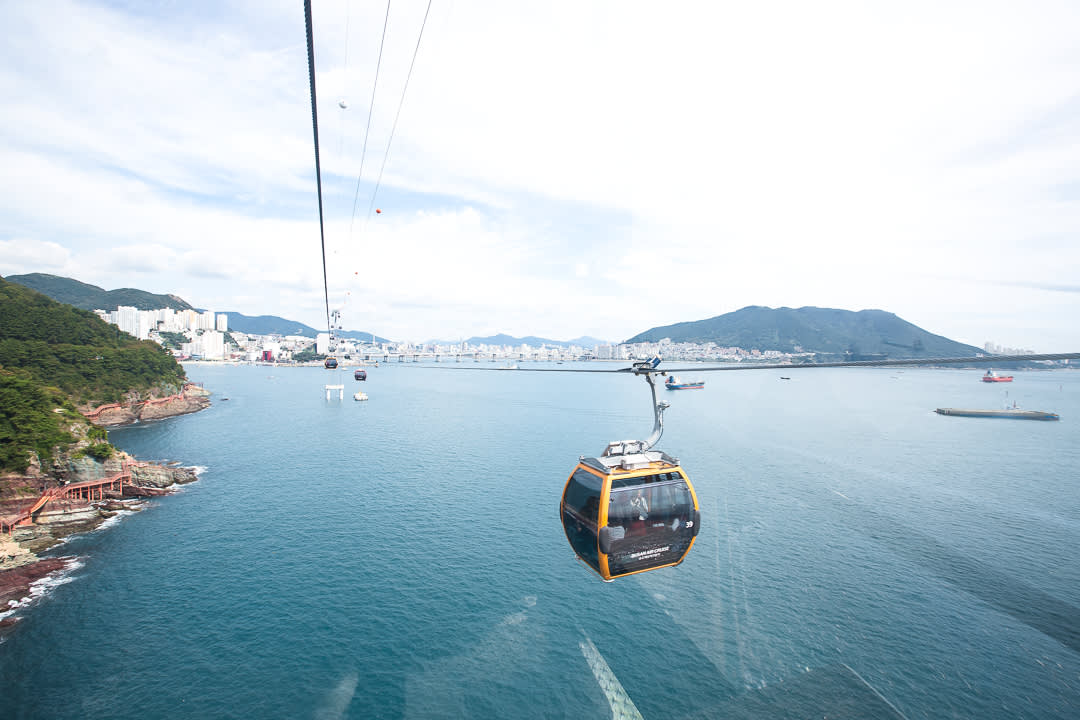 [Busan] Songdo Marine Cable Car + Taejongdae + Gamcheon + Yonggungsa Temple Private Tour
