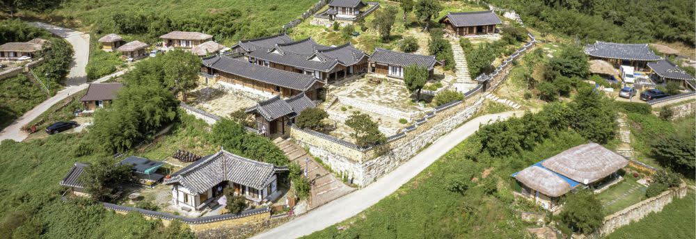 [釜山出发] 庆州世界文化遗产一日游：佛国寺 + 良洞民俗村 + 东宫与月池