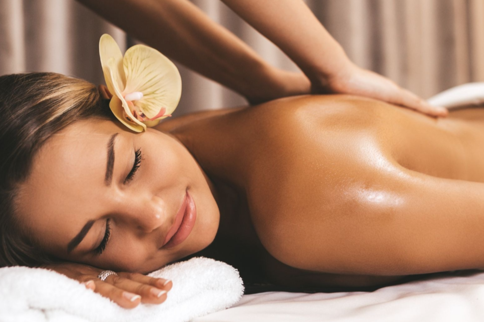 [Seoul] Myeongdong Beauty Sky view Spa | Full body, Foot Massage