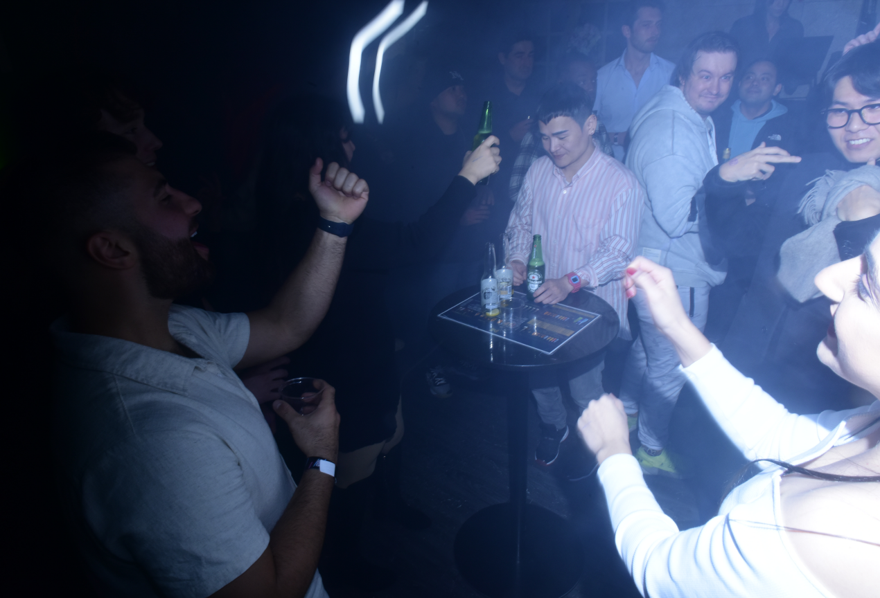 [首尔] 江南无限饮品 Pub Crawl