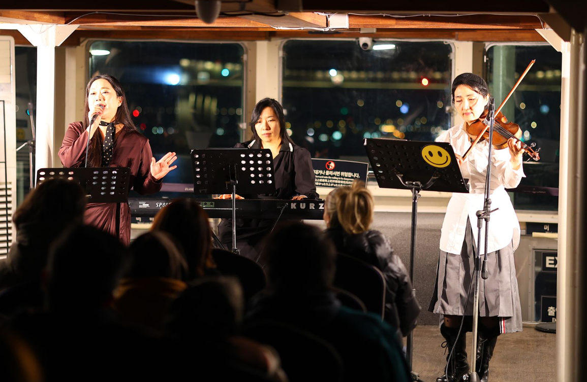 [首尔] 汝矣岛ELAND CRUISE  Frangerie 晚餐套餐