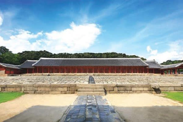 ソウル市内・世界遺産「昌徳宮＆宗廟」午前観光ツアー