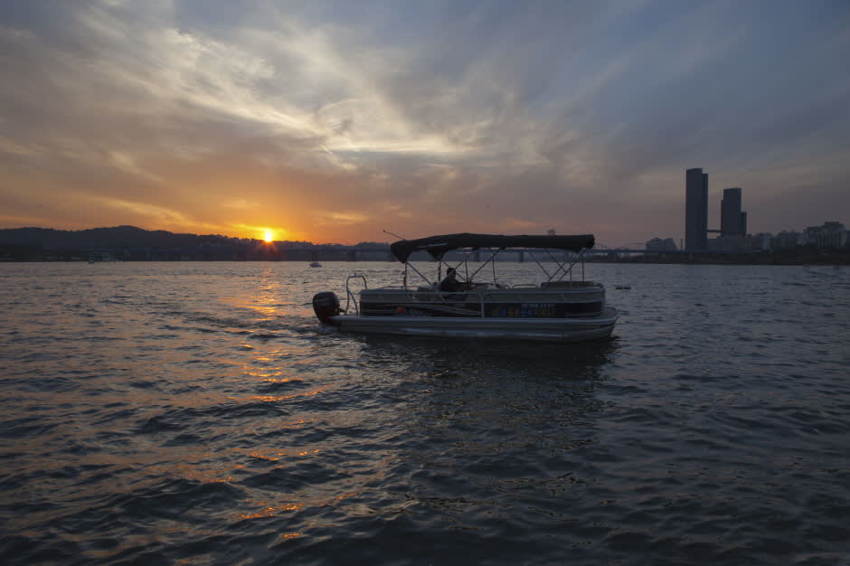 [ソウル] Golden Blue Marina盤浦セビッ島 レインボーボートツアー