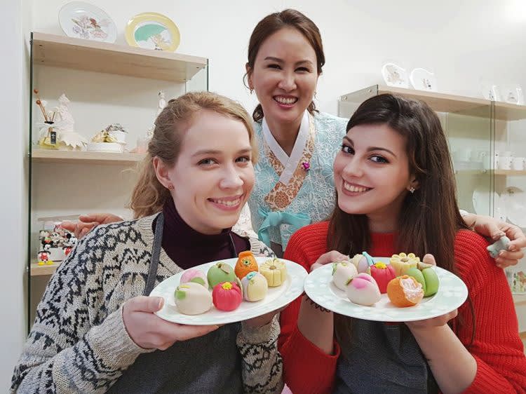 [首尔] Sunny S Dining韩国传统糕点制作体验课程