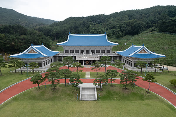 [釜山発]世界遺産「海印寺」＋陜川映像テーマパーク１日観光ツアー