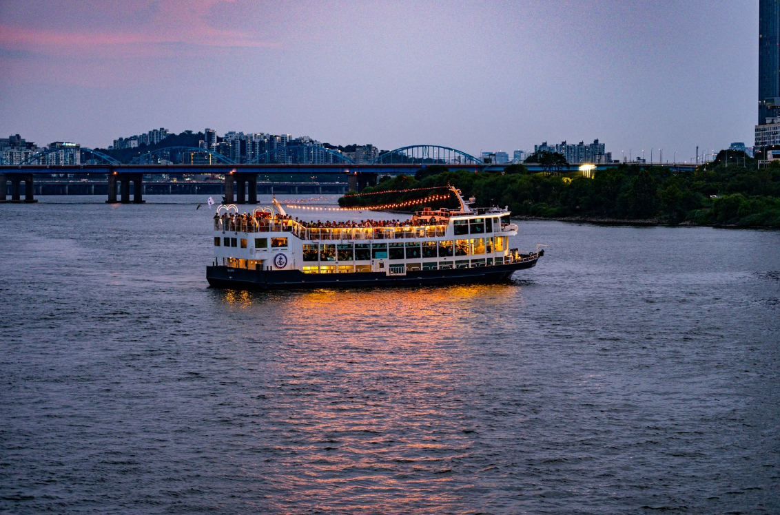 [ソウル] 汝矣島イーランドクルーズ漢江ピクニックパッケージ