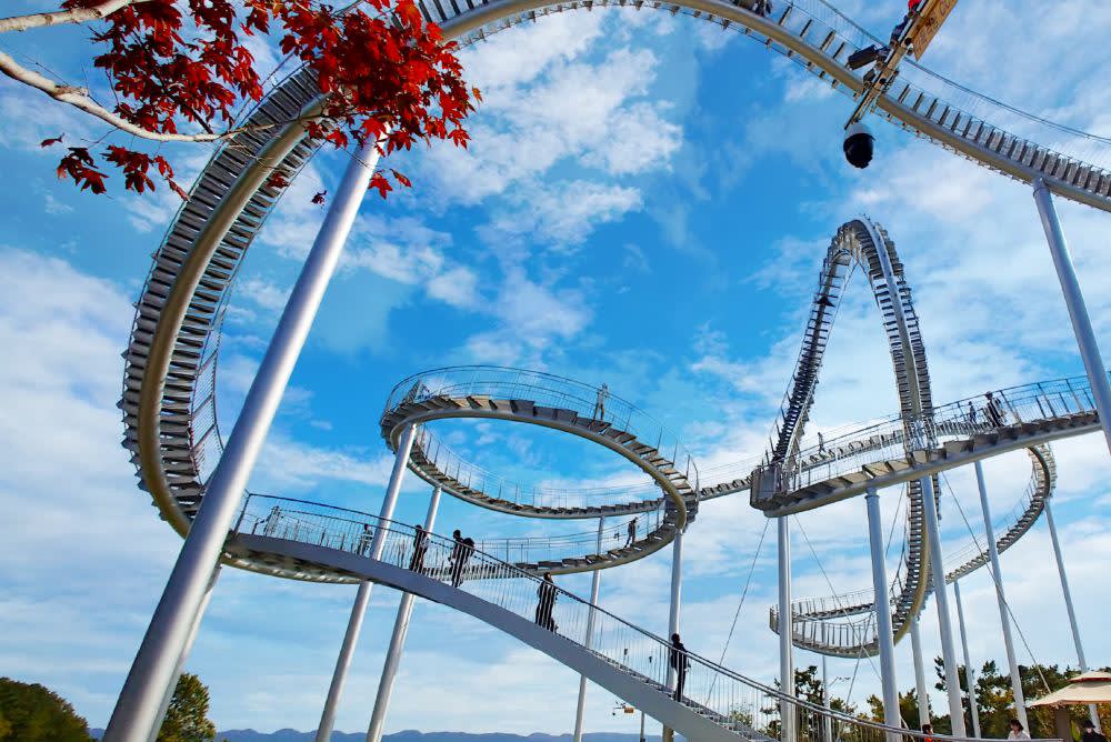 [Pohang] Space Walk X Lakeside Park Cherry Blossom Viewing | Departing from Busan