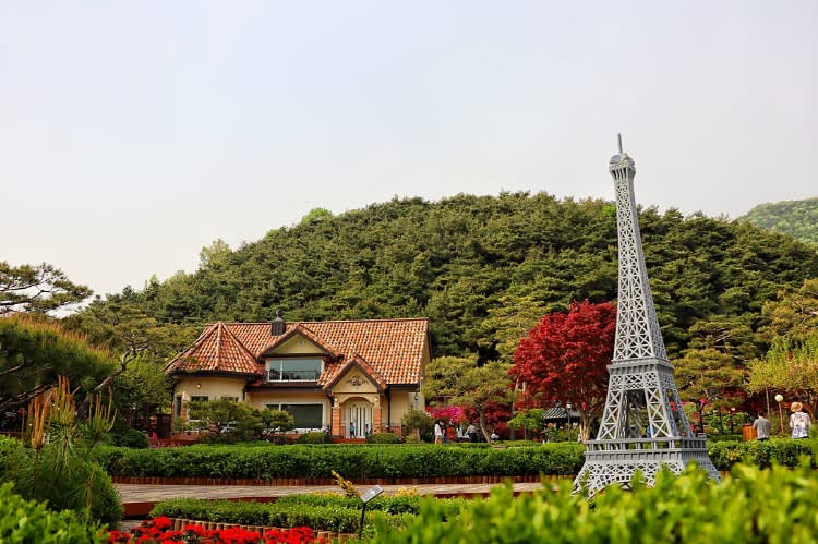 [ソウル-京畿道]楊平羊牧場+ザ・グリム植物園+ドゥムルメリ日帰りツアー