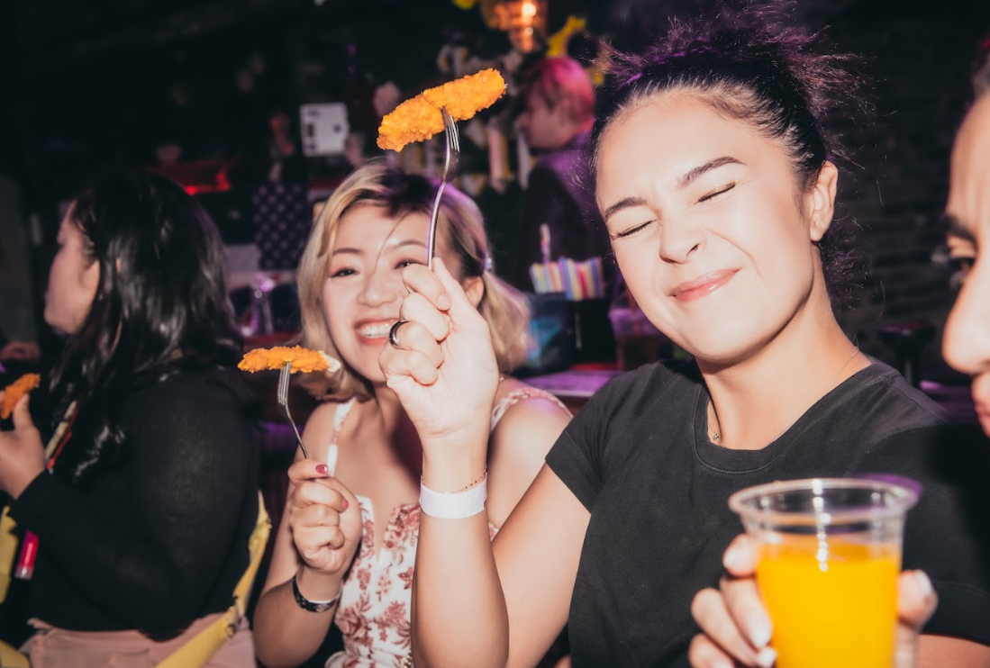 [首尔] 梨泰院夜生活体验 + Premium Pub Crawl