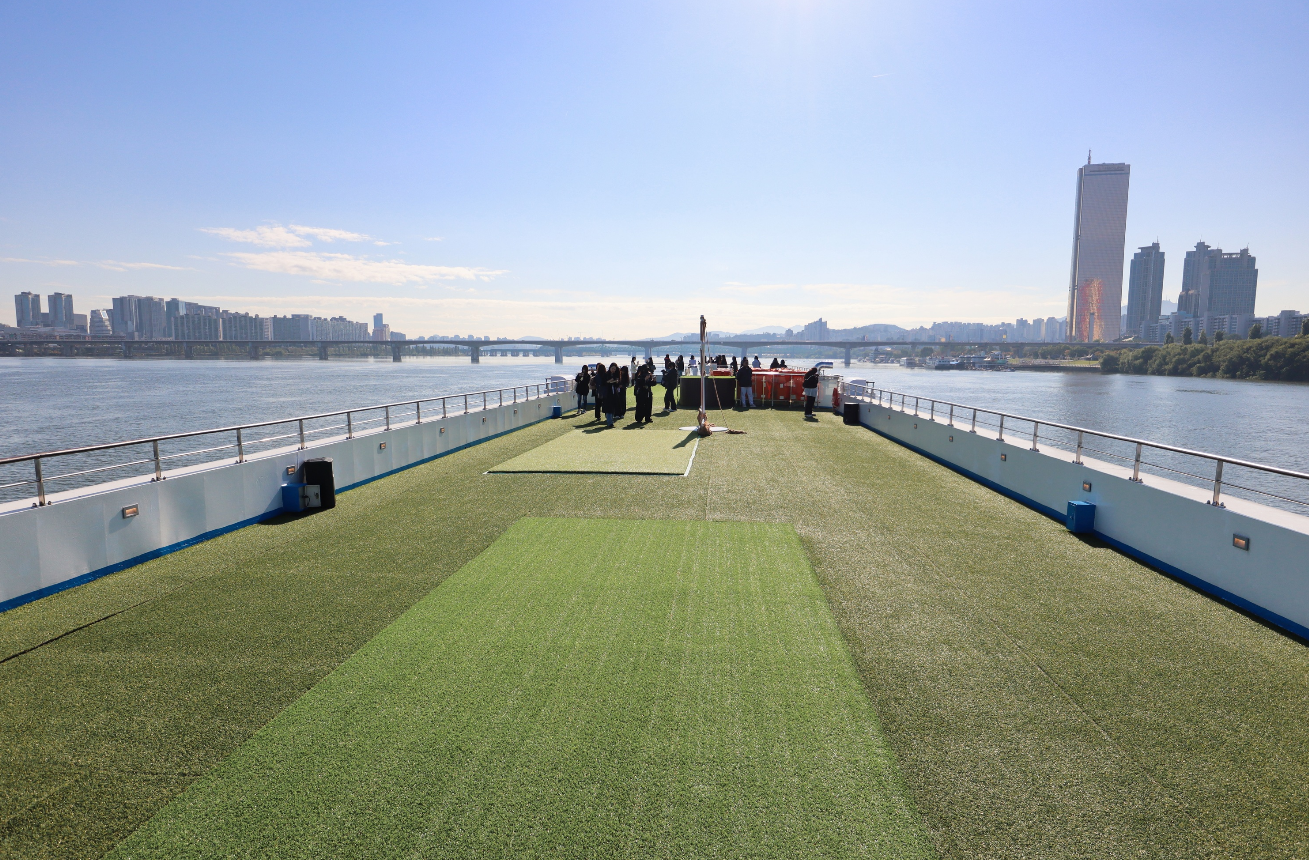 [Seoul] Romantic Han River SEOUL CRUISE Tour : Daytime, Sunset and Milky Way Aurora & Fireworks Cruises Under the Night Sky