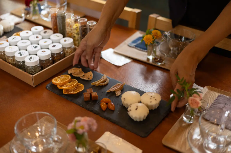 [Seoul] Traditional Tea Experience Class: A Tea Tasting Highlight Exploring the Connection Between the Body and Tea