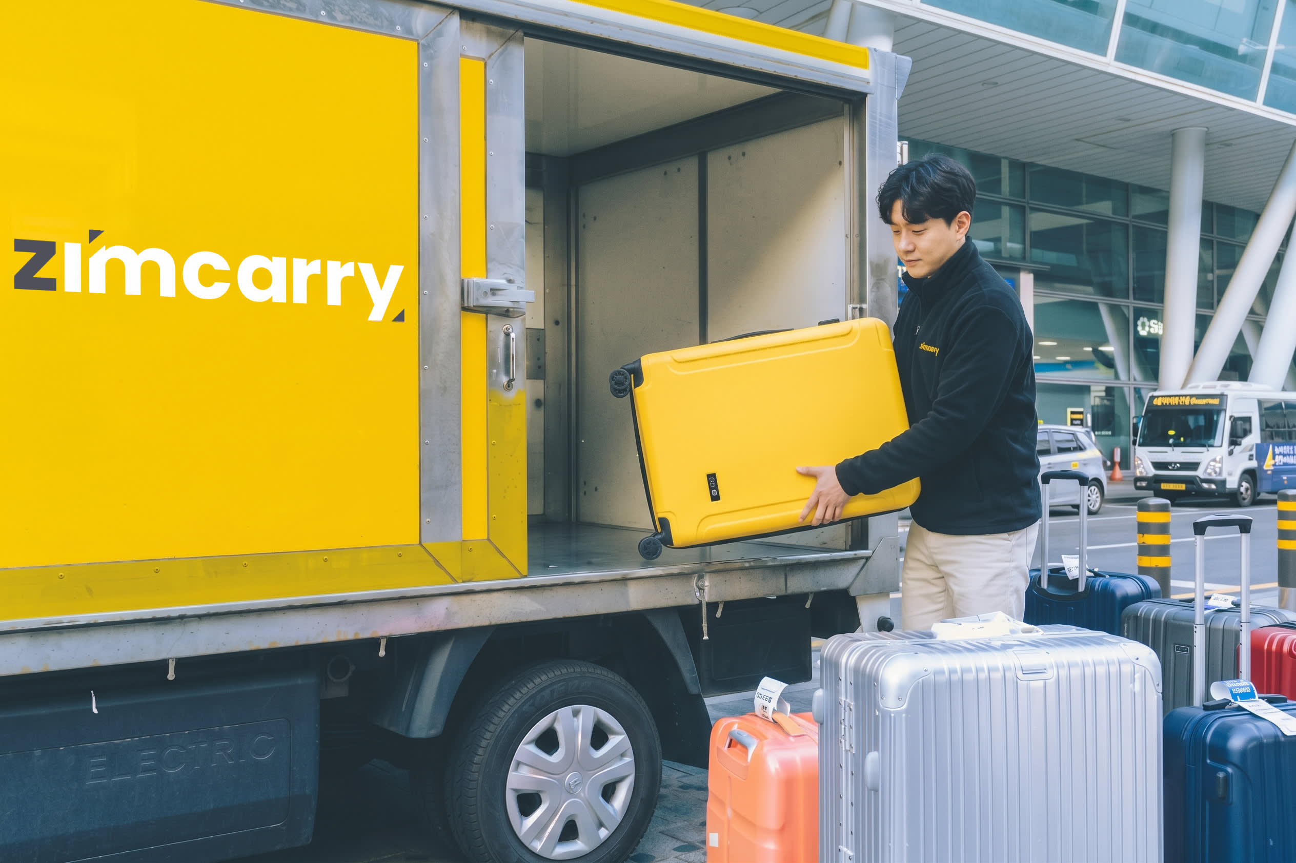 [Busan] ZIMCARRY Same-day Luggage Delivery Service (Gimhae Airport • Busan Hotel)