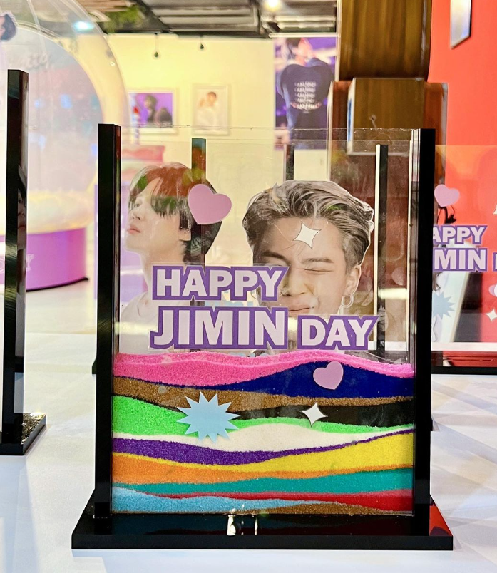 [Hongdae] BAKERY CAFÉ & GALLERY COCONUT BOX