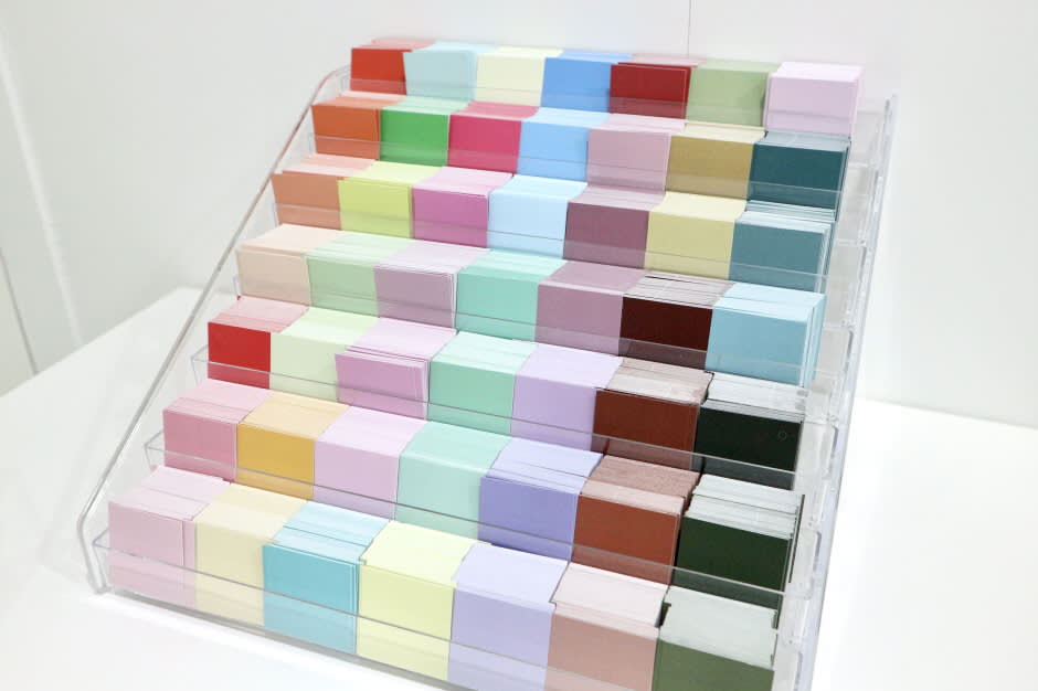 [首尔] 在弘大享受的高级个人色彩&个人体型体验