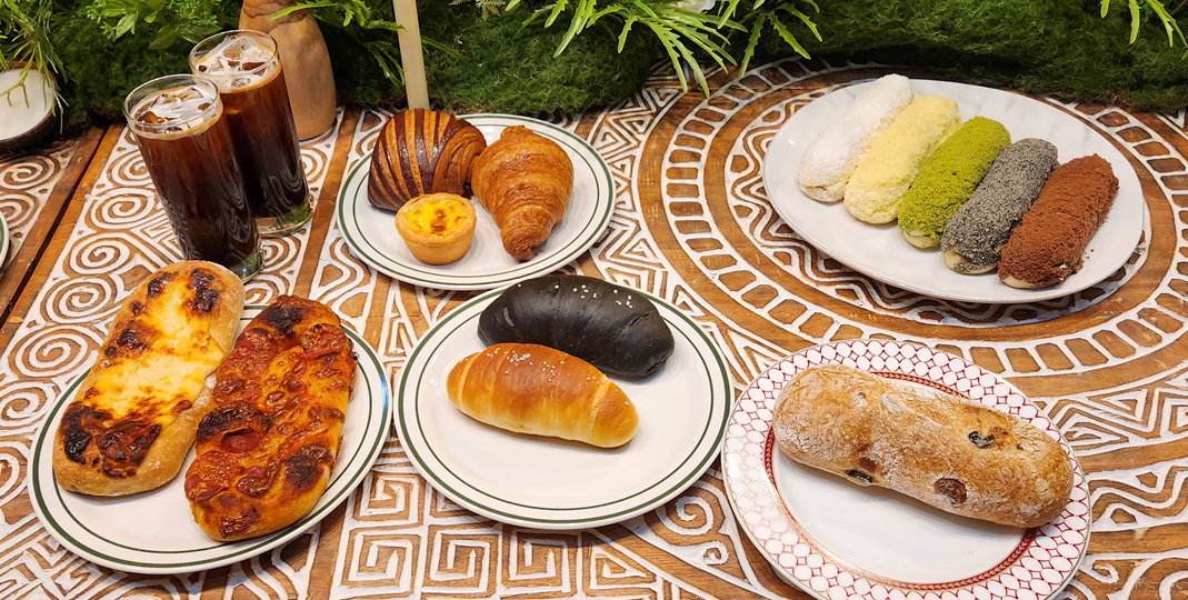 [Hongdae] BAKERY CAFÉ & GALLERY COCONUT BOX