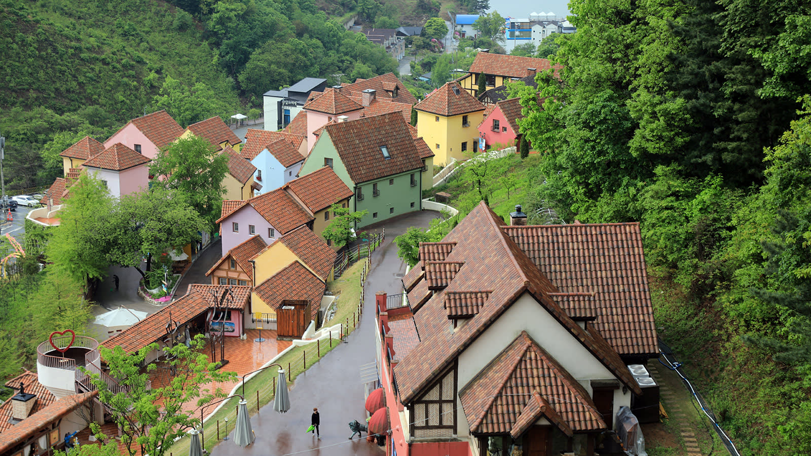 Petite France Or Italian Village + BBQ + Samaksan Cable Car Day Tour