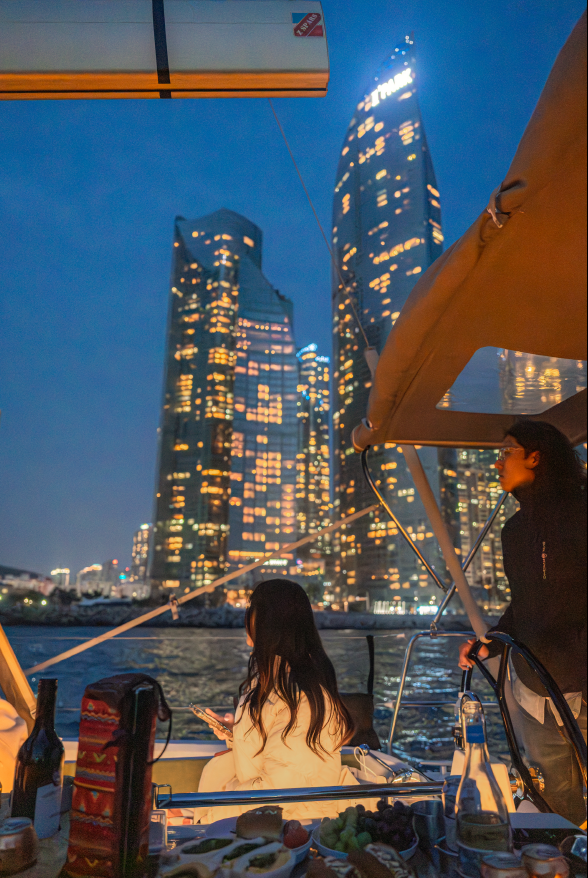 [Busan] Private Music Sailing for Families and Friends