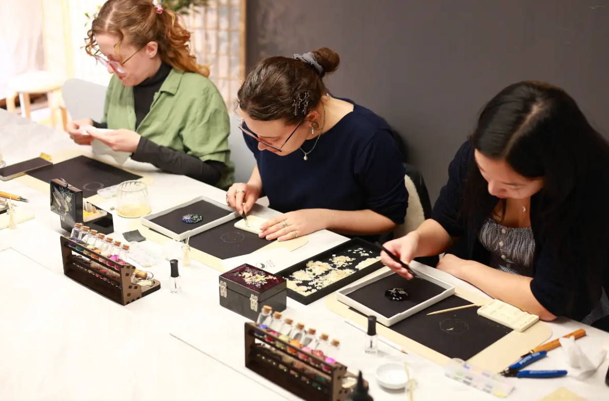 [Seoul] Myeongdong Traditional Mother-of-Pearl Craft Class