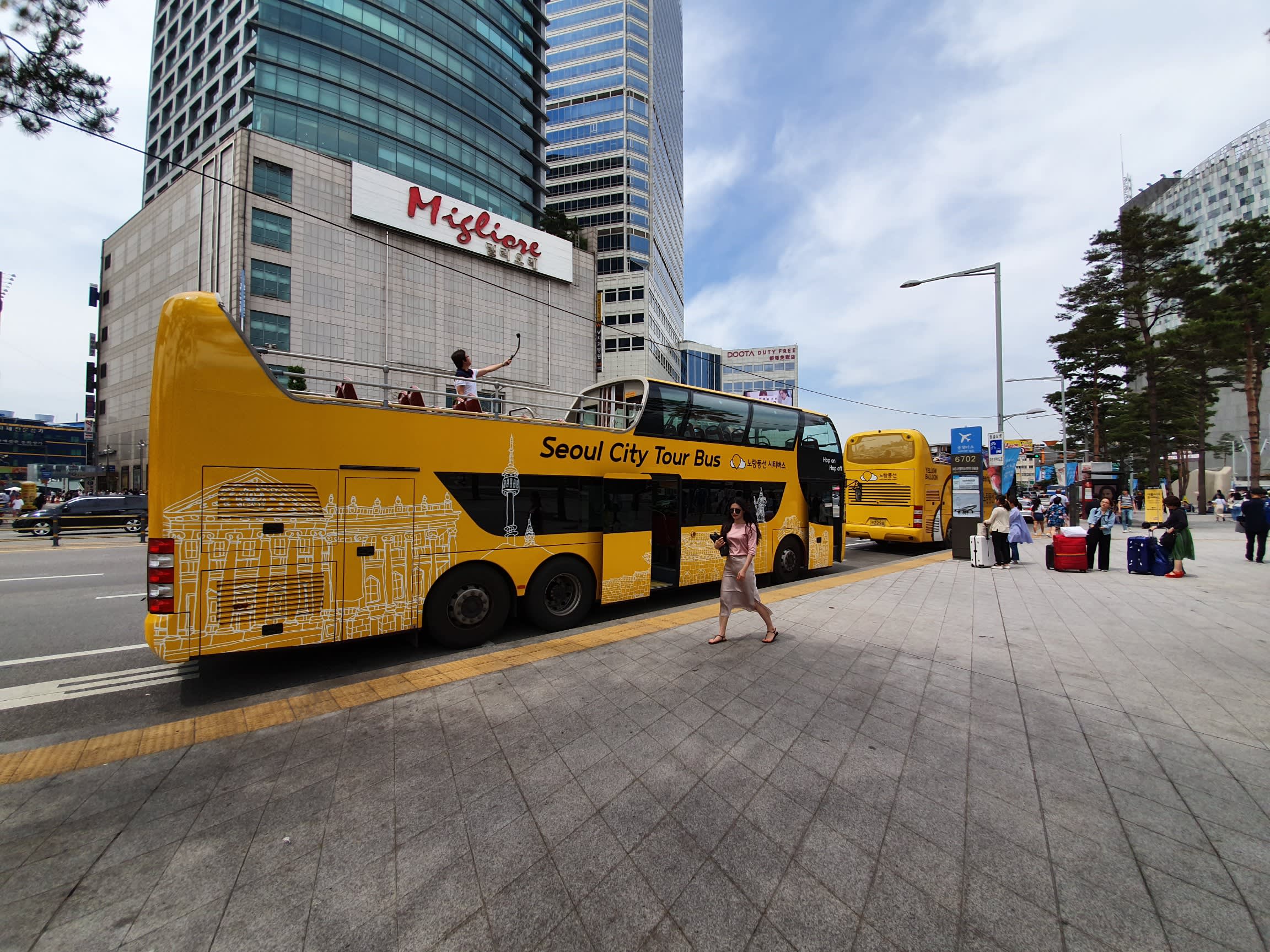 [Seoul] Dongdaemun Yellow Balloon City Tour Bus – Traditional Culture Course