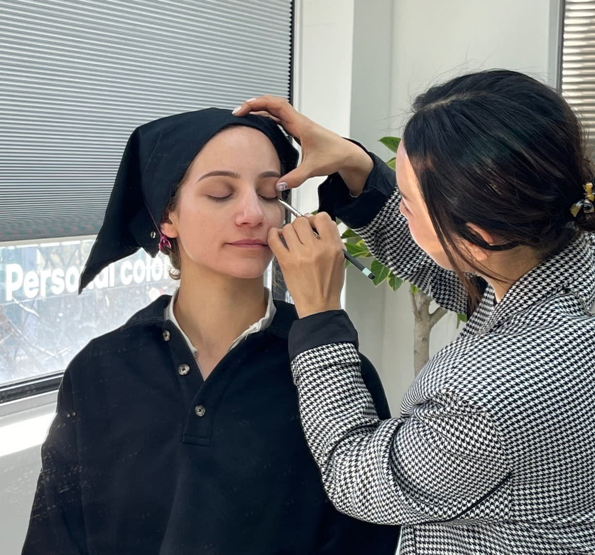 [Hongdae] Personal Color One Day Makeup Class - image Ho