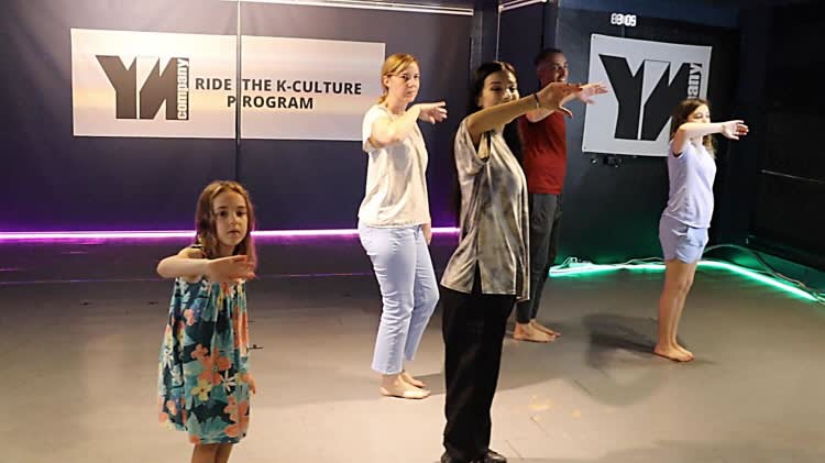 [首尔] 在江南学习K-POP舞蹈课堂+视频拍摄