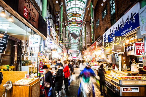 釜山市内半日観光と海鮮料理ツアー