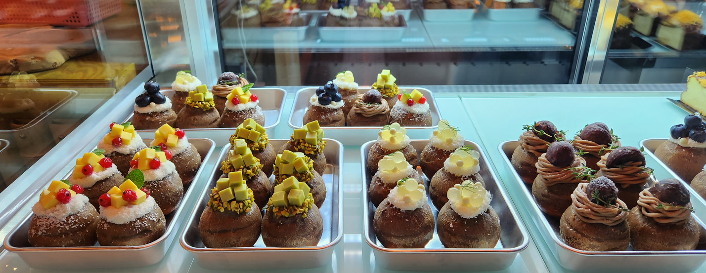 [Hongdae] BAKERY CAFÉ & GALLERY COCONUT BOX