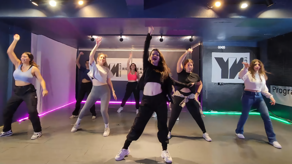 [首尔] 在江南学习K-POP舞蹈课堂+视频拍摄