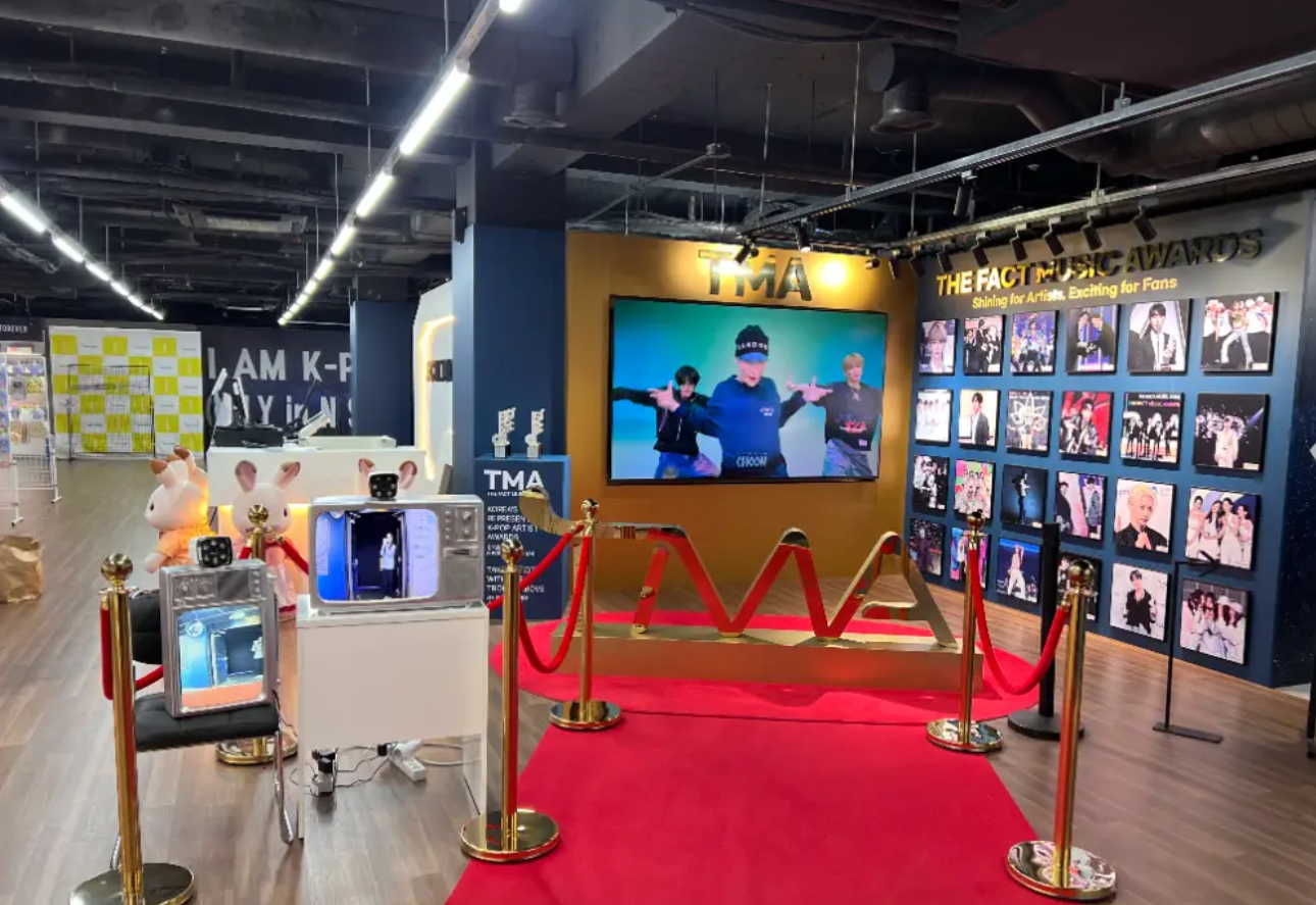 [ソウル] K-Culture VR Tower 世界最初のK-POP専用4K VRで楽しむアイドルコンサート