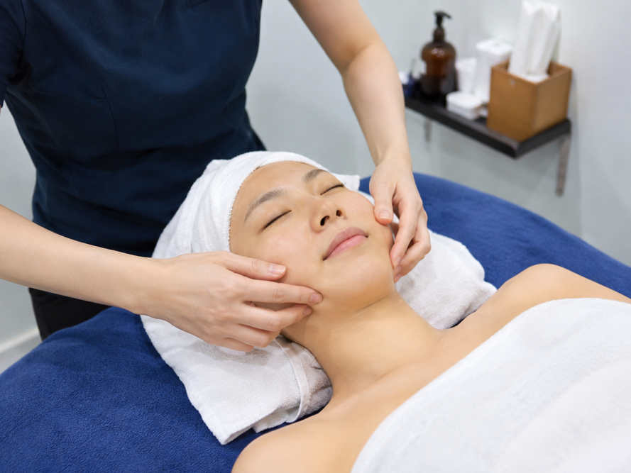 [Seoul] Myeongdong Condition Full Body & Head Massage & Facial Care in Seoul