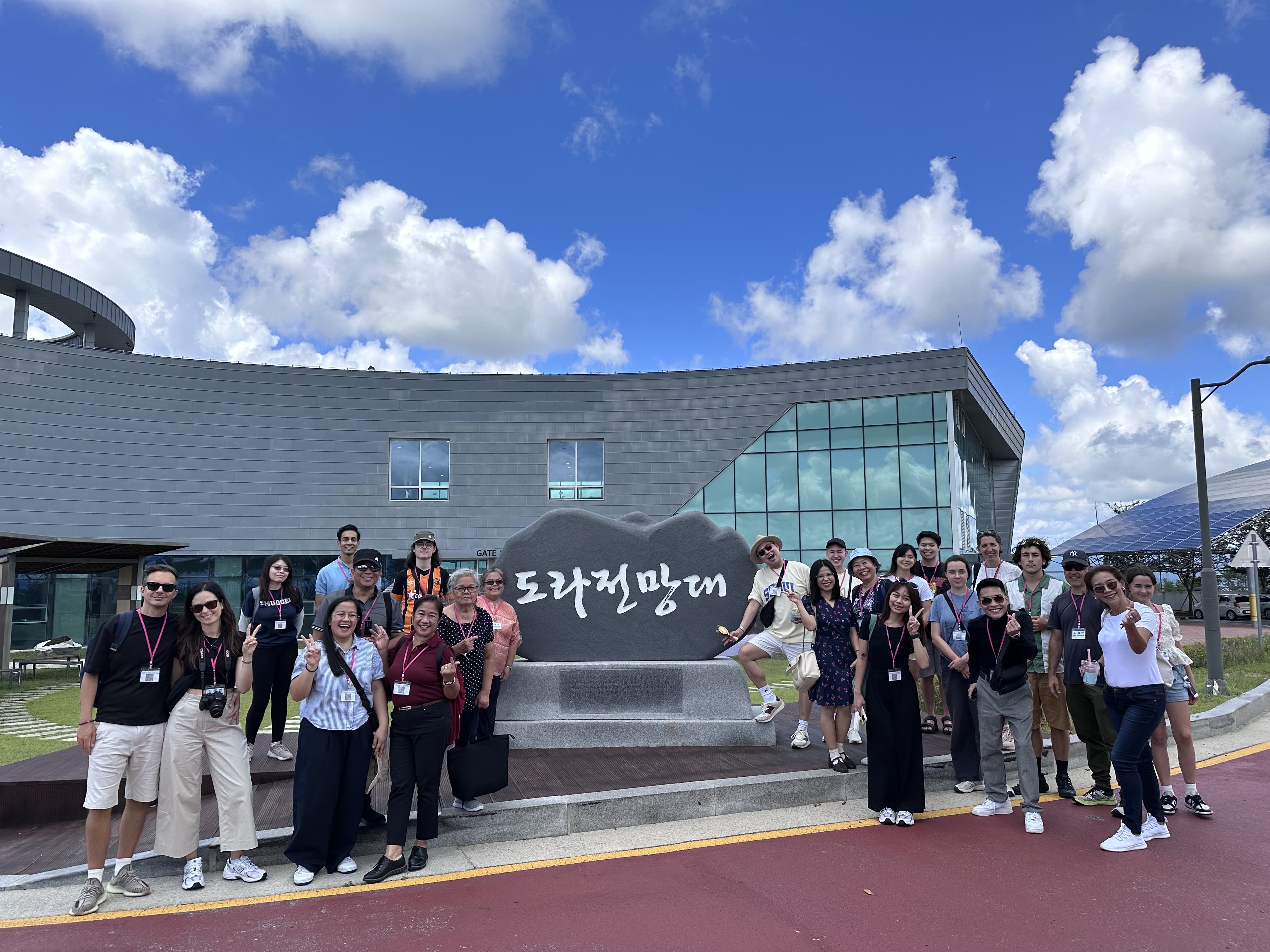 [首尔出发] DMZ Tour (选项: 吊桥) 