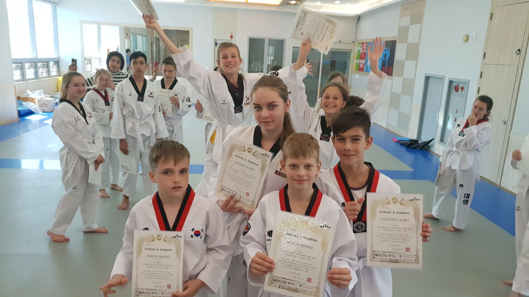 [釜山] 伝統的なテコンドーの道着を着て学ぶ外国人向けテコンドー文化体験ワンデークラス