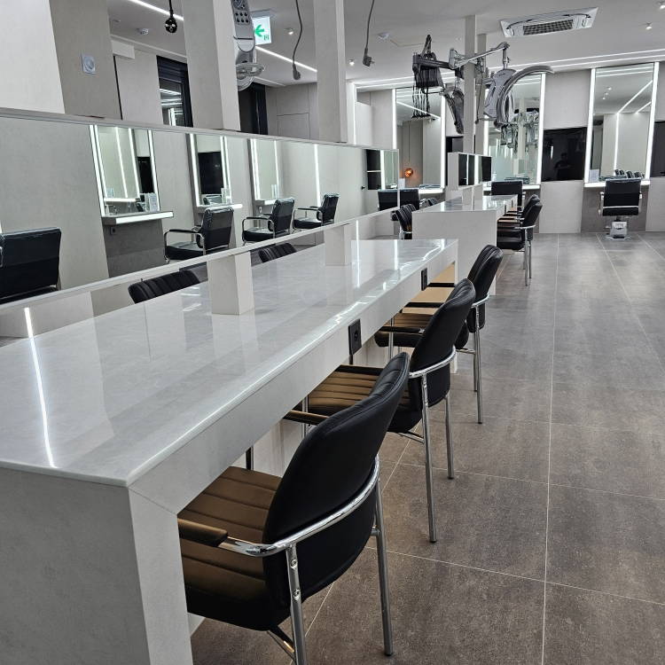 [首尔] 清潭洞顶级高端美发·化妆沙龙 V9