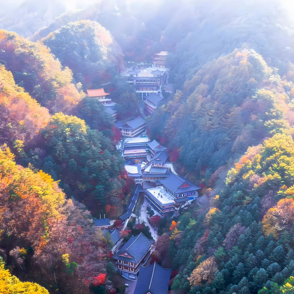 [Chungcheongdo] Guinsa Temple + Ondal Cave + Dodamsambong Peaks One day tour
