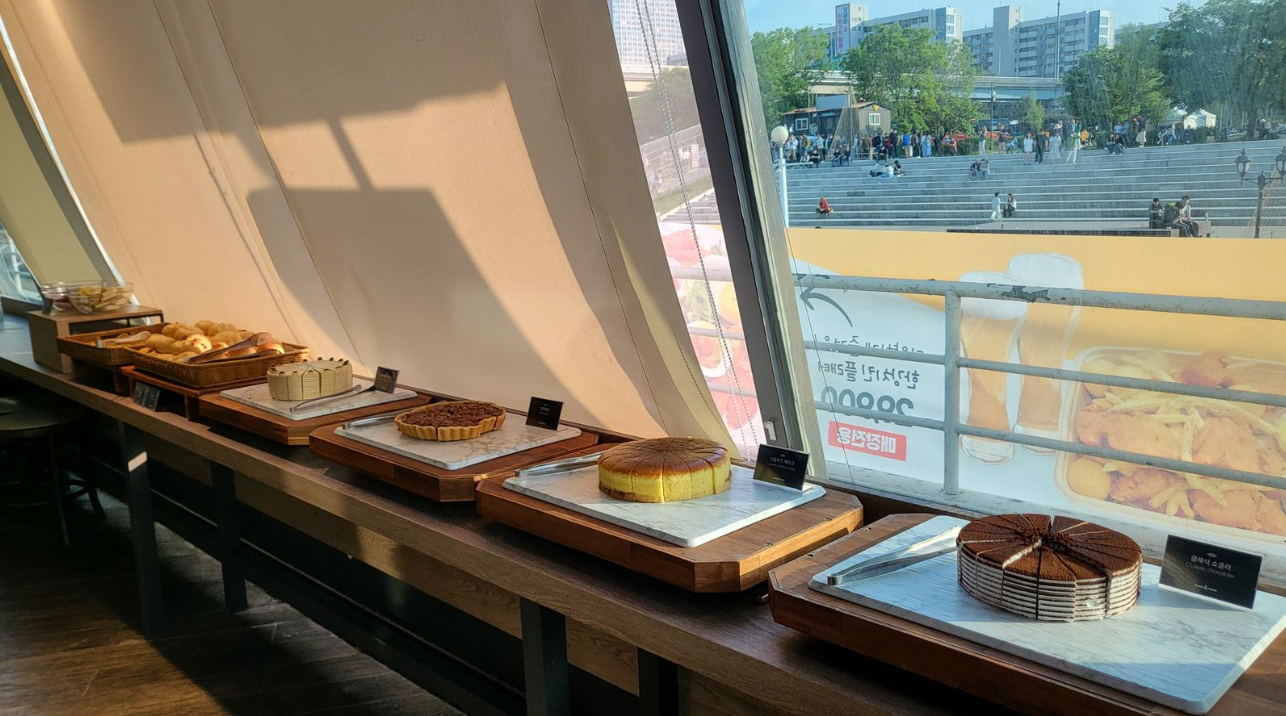 [首尔] 汝矣岛ELAND CRUISE  Frangerie 晚餐套餐