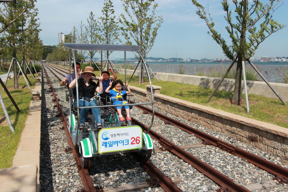 [From Seoul] Incheon Spring Limited One-Day Cherry Blossom & Flower Viewing Tour